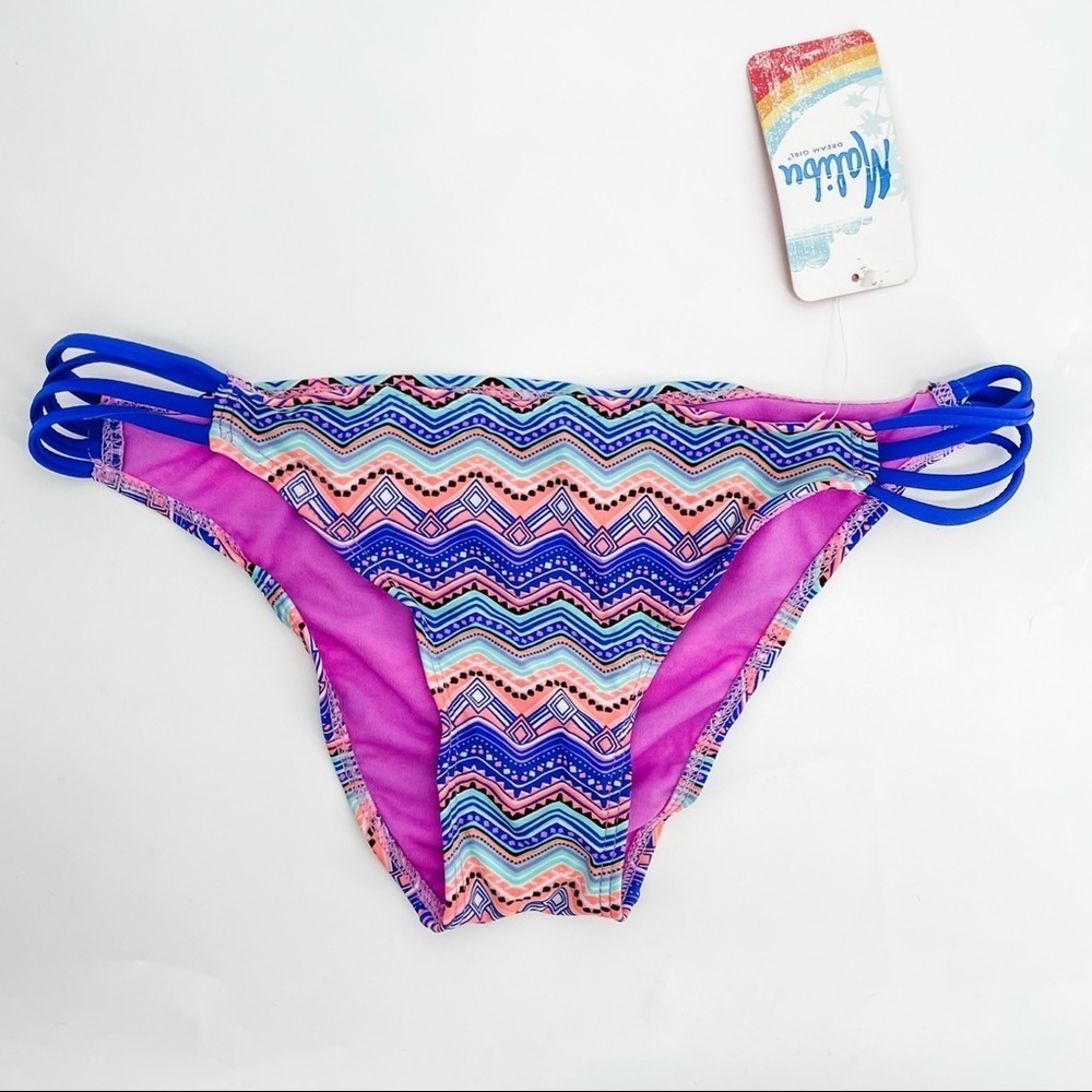 Malibu dream girl strappy bikini bottoms NWT